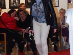 Fashion Show in der Contemplor Galerie Wien am 16. 03. 2024